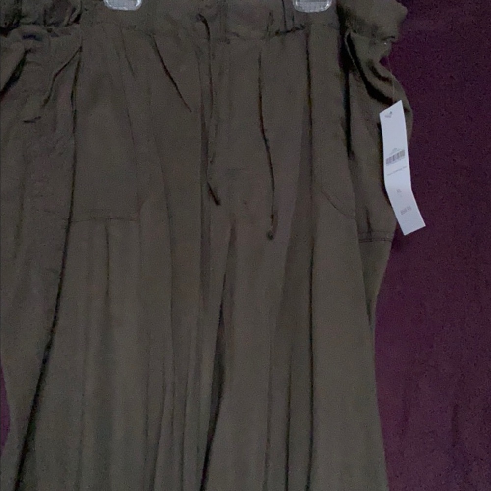 Pants - Picture 2 of 3